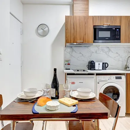 397 Glamour - Superbe A Paříž